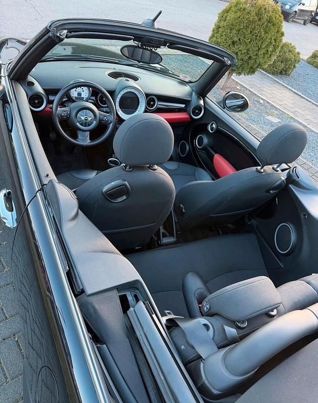 Gebraucht Mini Cooper Cabriolet 122 PS (89 kW) 2012 Schwarz Cabrio