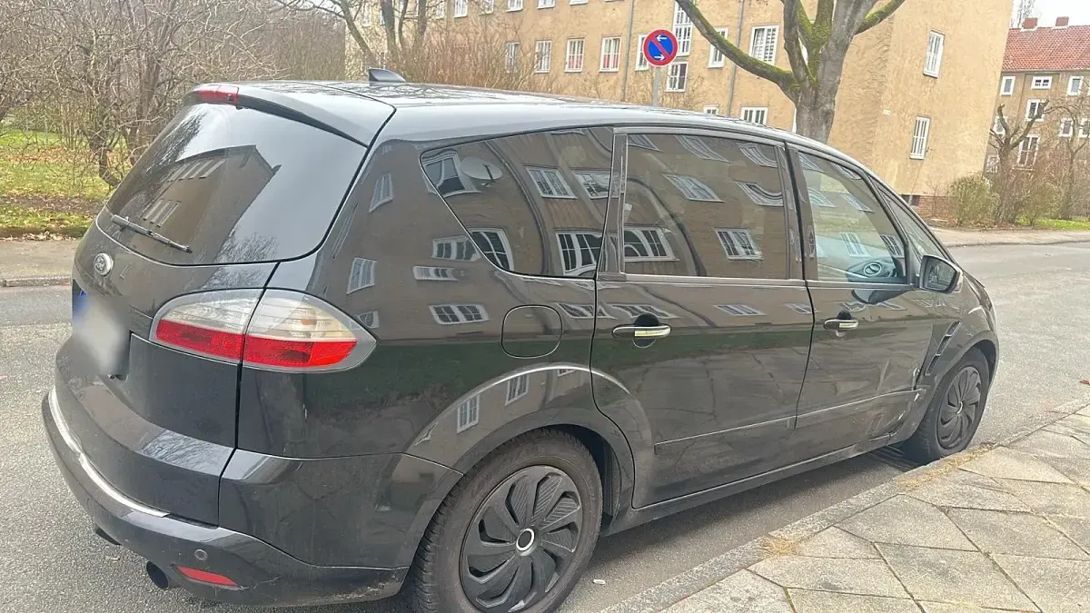 Gebraucht Ford S-MAX S 175 PS (128 kW) 2009 Schwarz Van / Kleinbus
