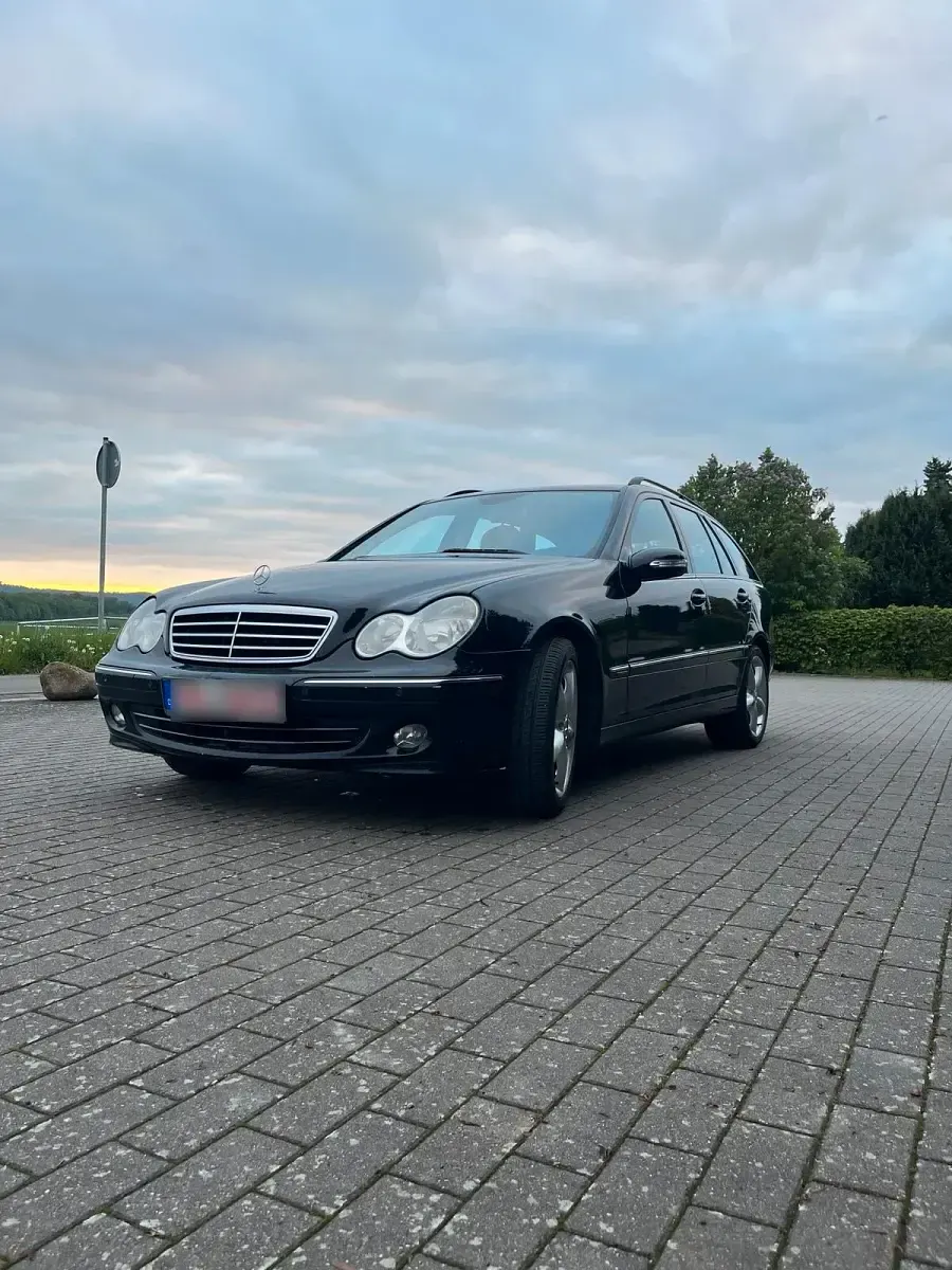 Gebraucht Mercedes C240 170 PS (125 kW) 2004 Schwarz Kombi