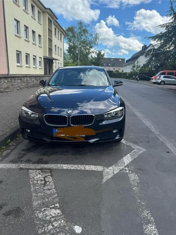 Braun Gebraucht 2014 BMW 316 Limousine | 8.000 € (Guter Preis) - Bild 1/4