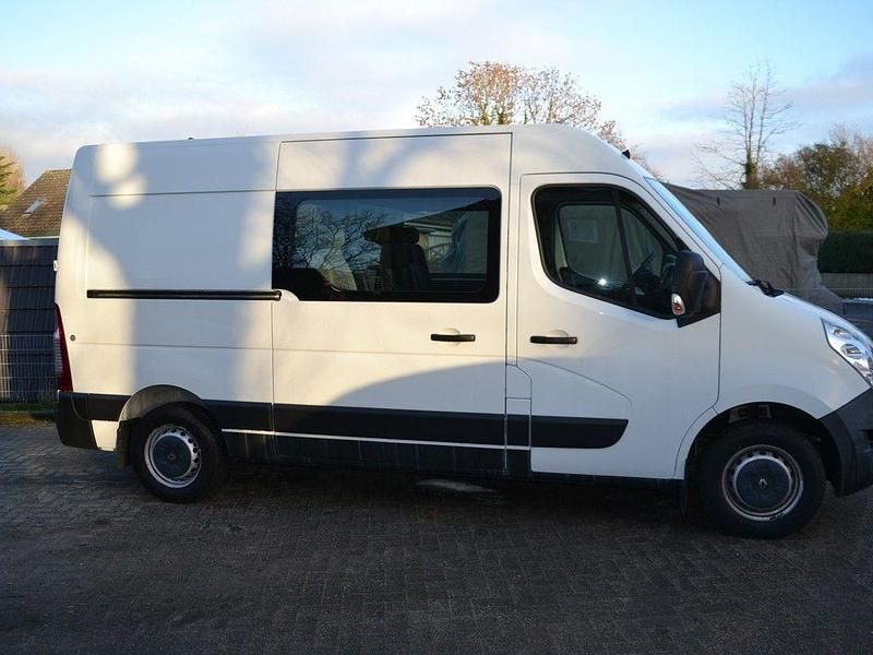 Gebraucht Renault Master 145 PS (106 kW) 2017 Weiß Van / Kleinbus