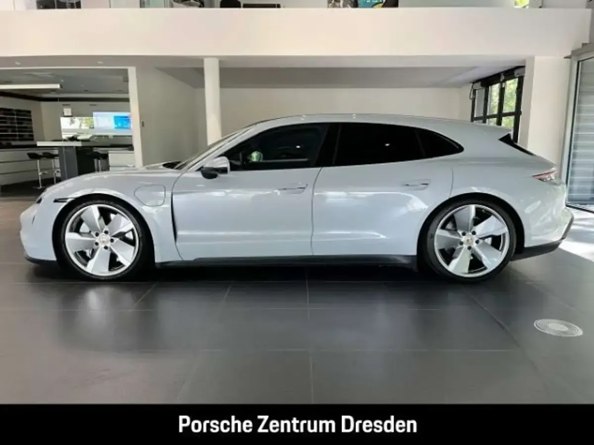 Gebraucht Porsche Taycan Chrono 350 kW (476 PS) 2022 Eisgraumetallic Limousine