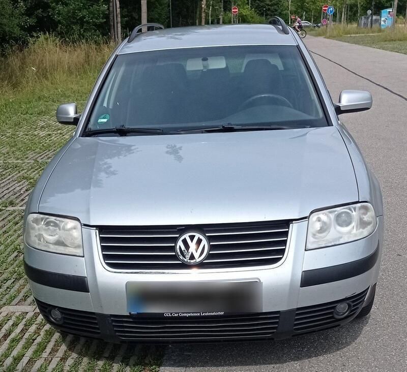 Gebraucht 2003 VW Passat Kombi | 1.000 € (Guter Preis) - Bild 1/4