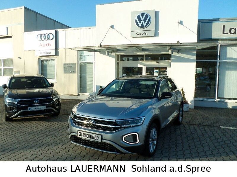 Gebraucht VW T-Roc Style 150 PS (110 kW) 2023 Silber SUV