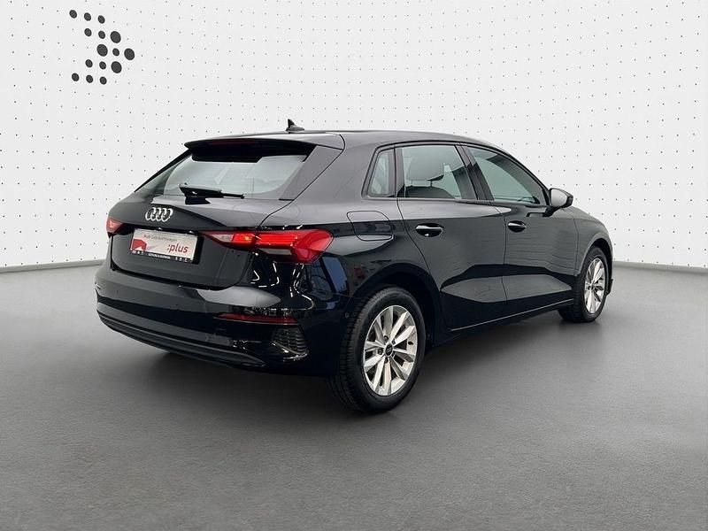 Gebraucht Audi A3 Basis 110 PS (80 kW) 2023 Mythosschwarz metallic Limousine