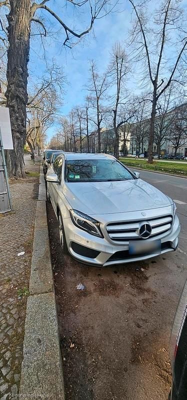 Gebraucht Mercedes GLA200 AMG 165 PS (121 kW) 2015 Silber SUV