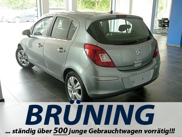 Używany Opel Corsa Selective 86 KM (63 kW) 2013 Srebrny Hatchback