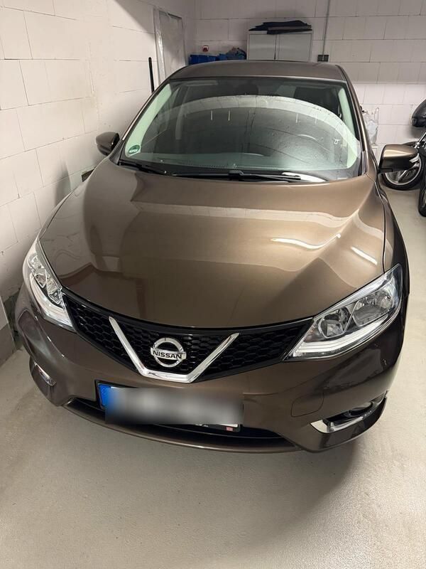 Braun Gebraucht 2018 Nissan Pulsar N-Connecta Limousine | 11.700 € (Fairer Preis) - Bild 1/4