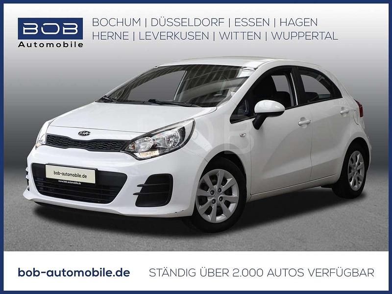 Weiß Gebraucht 2017 Kia Rio Kleinwagen | 8.970 € (Fairer Preis) - Bild 1/3