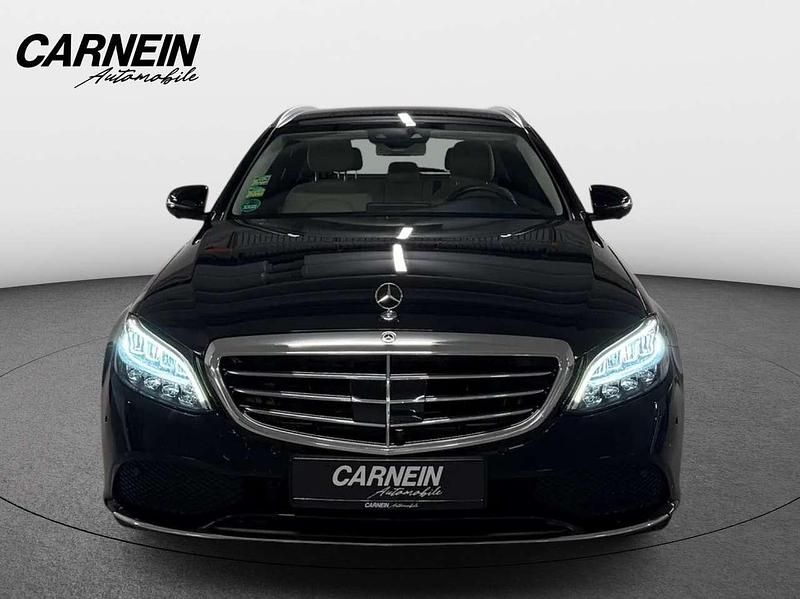 Gebraucht Mercedes C220 194 PS (142 kW) 2019 Schwarz Kombi