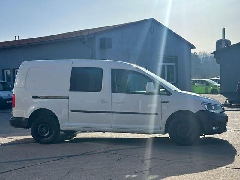 Gebraucht VW Caddy Maxi 122 PS (89 kW) 2021 Weiß Van / Kleinbus