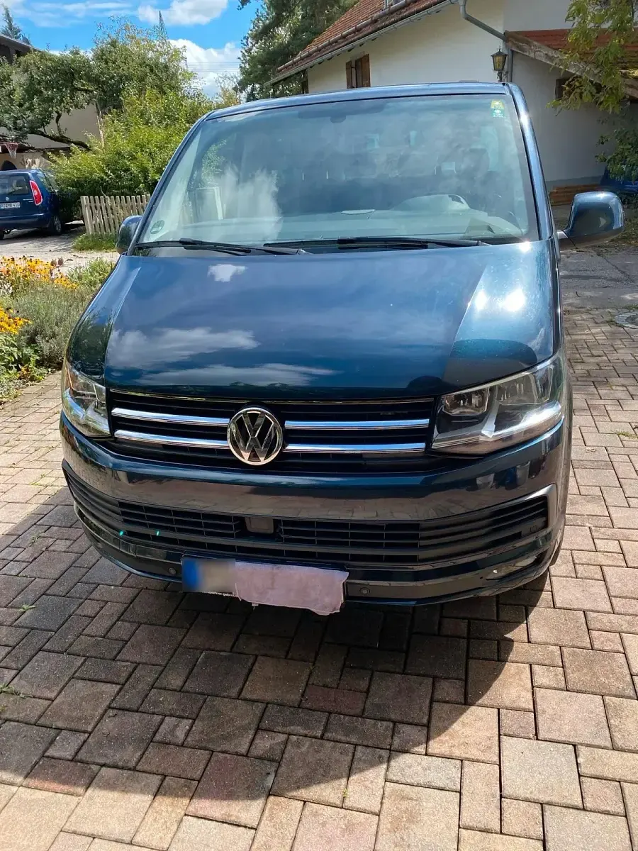 Gebraucht VW Multivan Comfortline 150 PS (110 kW) 2016 Blau Van / Kleinbus