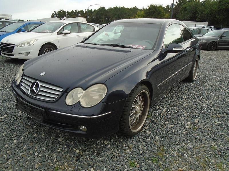 Blau Gebraucht 2002 Mercedes CLK320 Coupé | 2.950 € (Guter Preis) - Bild 1/4