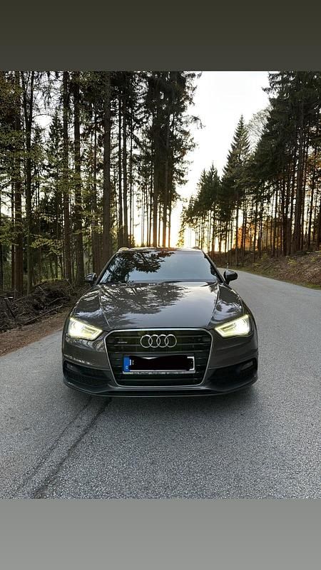 Gebraucht Audi A3 S-Line 150 PS (110 kW) 2014 Grau Kombi