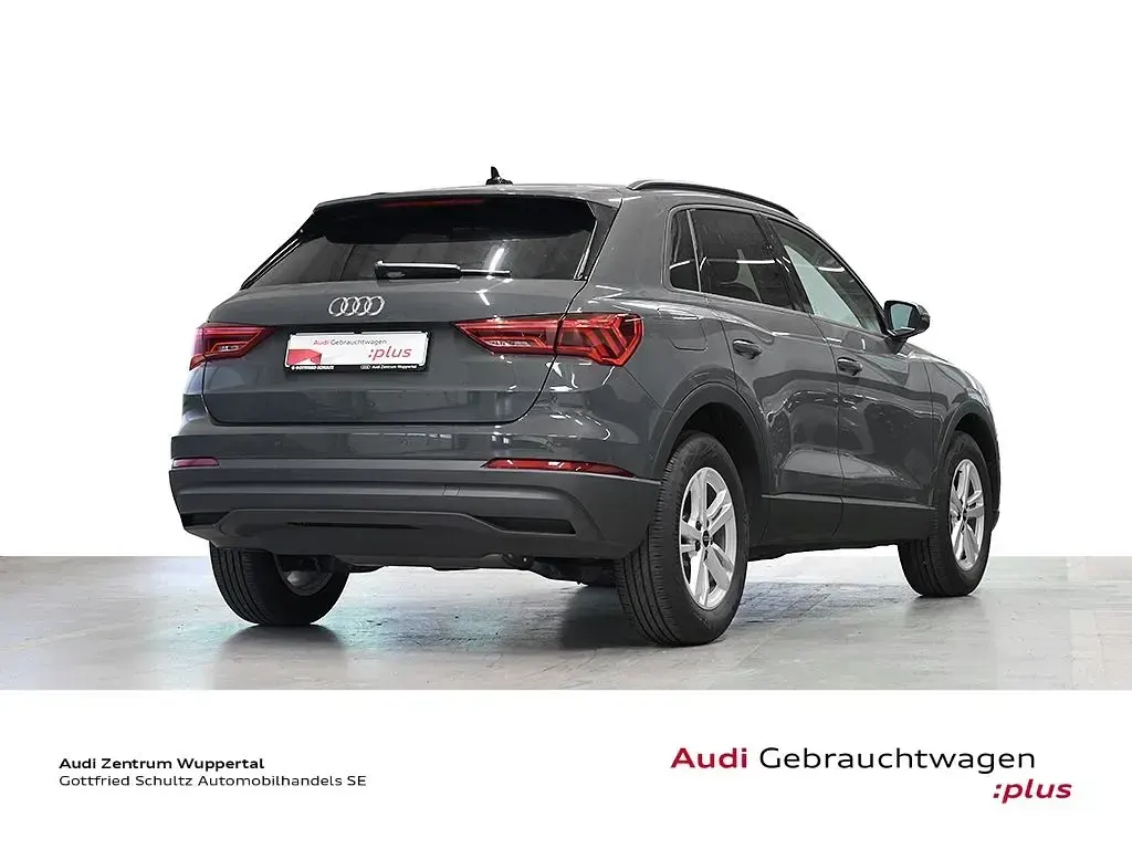 Gebraucht Audi Q3 Comfort 150 PS (110 kW) 2023 Grau SUV