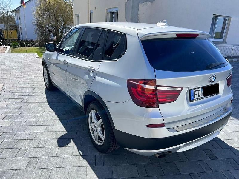 Gebraucht BMW X3 184 PS (135 kW) 2011 Silber SUV