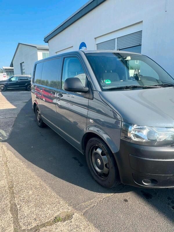 Grau Gebraucht 2010 VW T5 Van | 16.000 € (Fairer Preis) - Bild 1/4