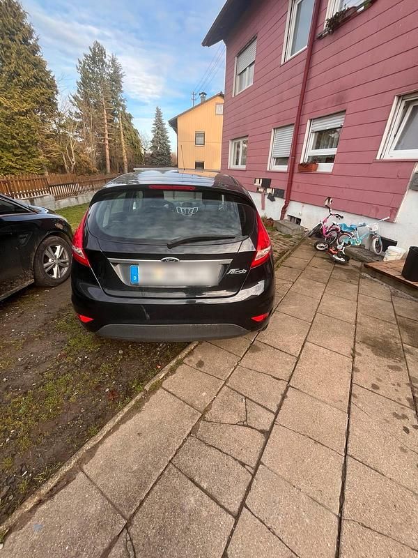 Gebraucht Ford Fiesta 82 PS (60 kW) 2012 Schwarz Kombi