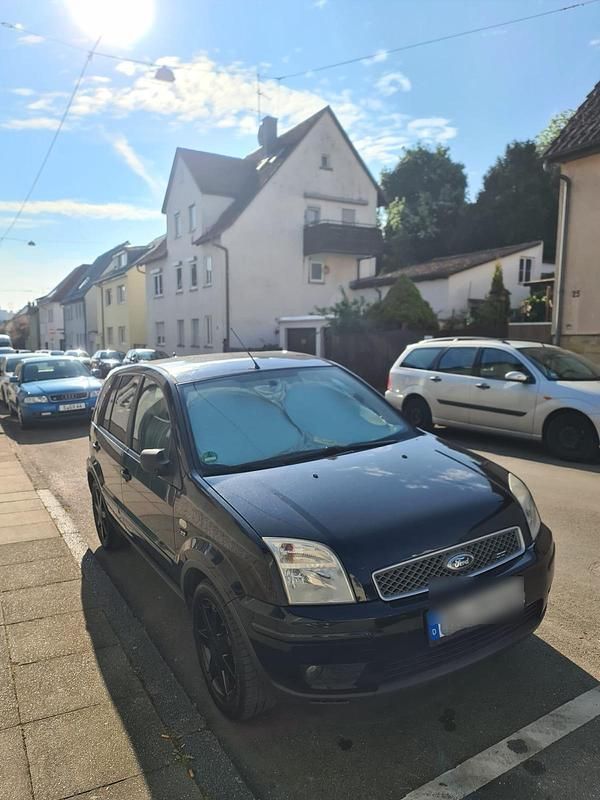 Gebraucht Ford Fusion 100 PS (73 kW) 2005 Schwarz Kombi