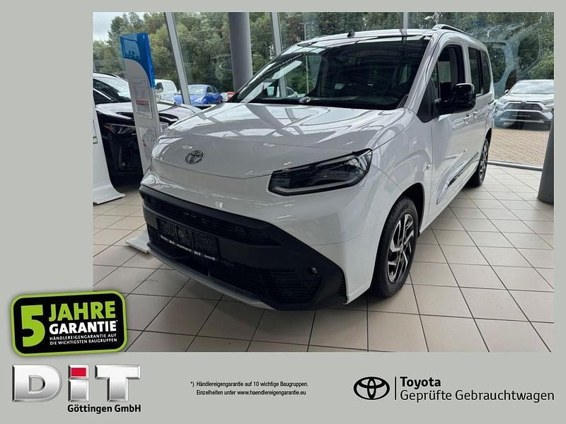 Ice white Neu 2024 Toyota Proace Verso City Kombi | 34.990 € (Superpreis) - Bild 1/4