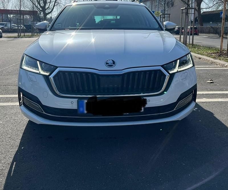 Gebraucht Skoda Octavia Active 116 PS (85 kW) 2021 Weiß Kombi