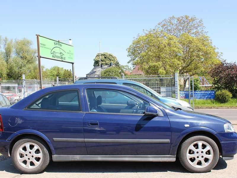 Gebraucht Opel Astra Comfort 101 PS (74 kW) 2003 Blau Limousine