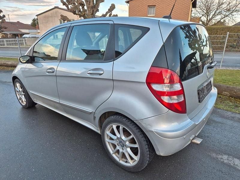 Gebraucht Mercedes A150 Elegance 95 PS (69 kW) 2005 Silber Limousine
