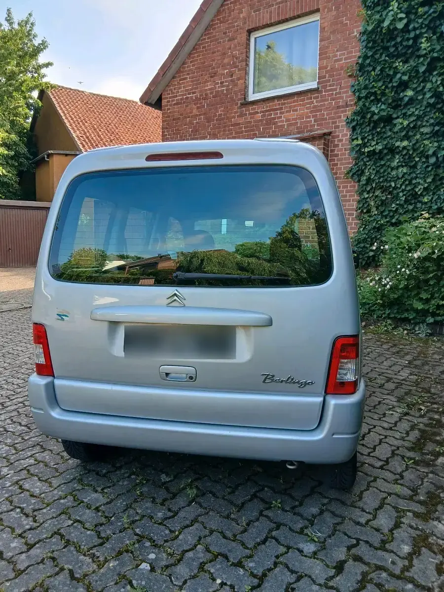 Gebraucht Citroën Berlingo 90 PS (66 kW) 2008 Silber Van / Kleinbus