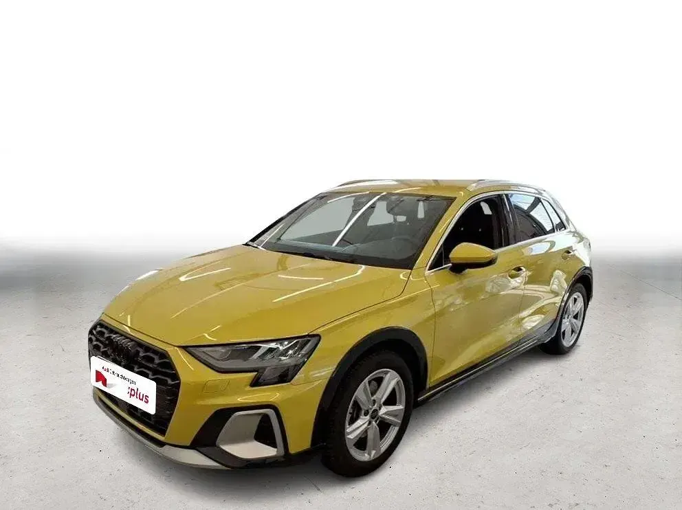 Gebraucht Audi A3 Ambiente 150 PS (110 kW) 2025 Gelb Limousine