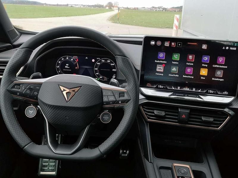 Neu Cupra Formentor 150 PS (110 kW) 2026 Graphenegrau SUV