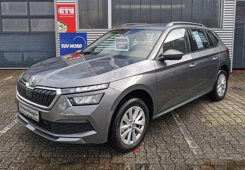 Grau Gebraucht 2024 Skoda Kamiq Ambition SUV | 22.995 € (Fairer Preis) - Bild 1/4