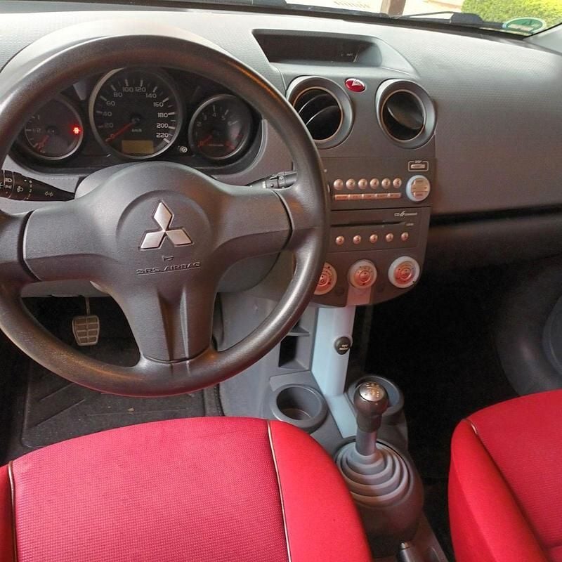 Gebraucht Mitsubishi Colt 95 PS (69 kW) 2006 Schwarz Kleinwagen