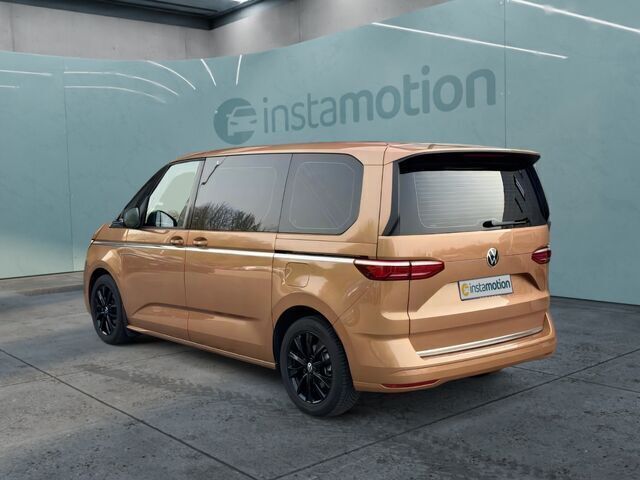 Gebraucht VW T7 Style 150 PS (110 kW) 2023 Gold Van