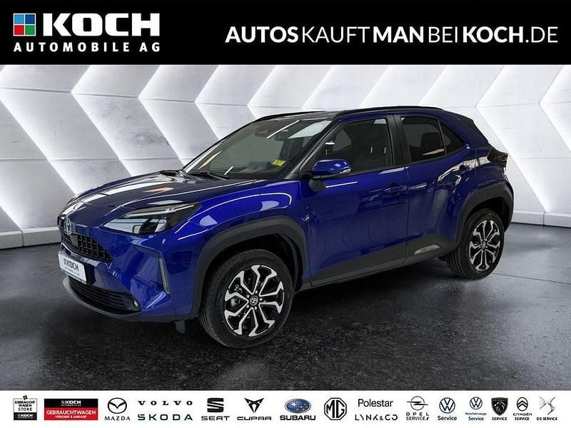 Blau Neu 2025 Toyota Yaris Cross Team SUV | 29.490 € (Guter Preis) - Bild 1/4