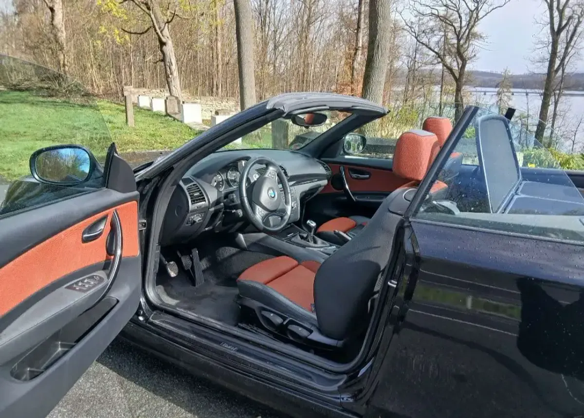 Gebraucht BMW 118 Cabriolet Performance 143 PS (105 kW) 2010 Schwarz Cabrio
