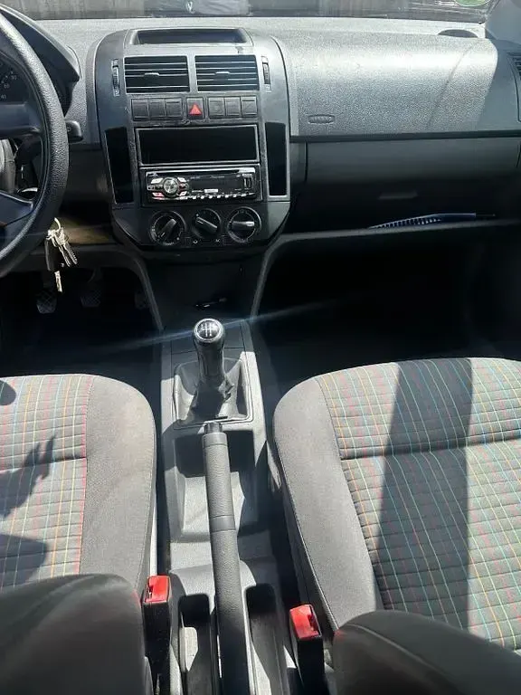 Gebraucht VW Polo Comfortline 54 PS (39 kW) 2005 Schwarz Kleinwagen