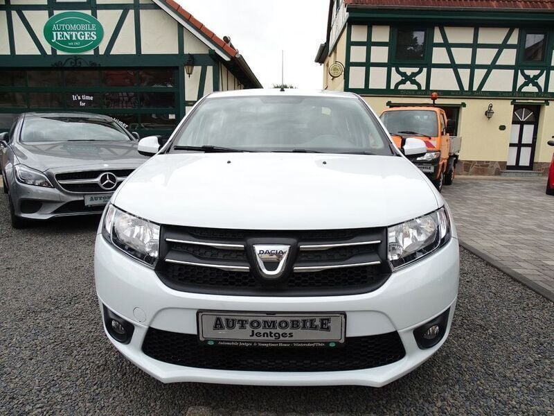 Gebraucht Dacia Logan 73 PS (53 kW) 2016 Weiß Limousine