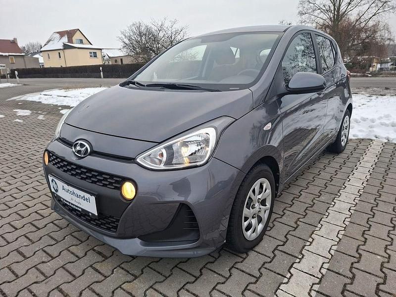 Gebraucht Hyundai i10 Classic 67 PS (49 kW) 2017 Kleinwagen