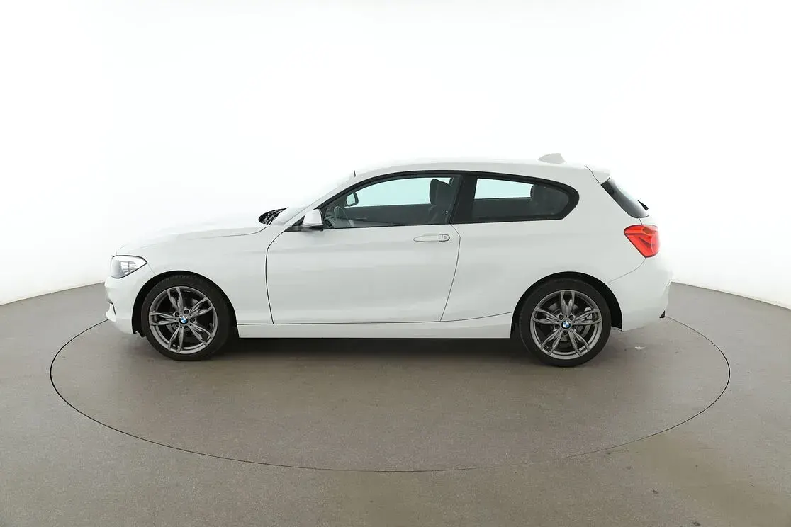 Gebraucht BMW 116 109 PS (80 kW) 2016 Weiß Kleinwagen