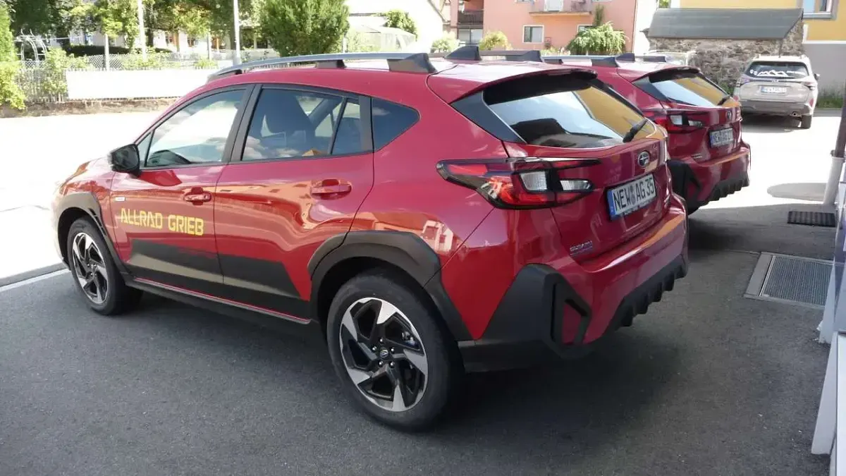 Gebraucht Subaru Crosstrek Comfort 136 PS (100 kW) 2025 Pure red SUV