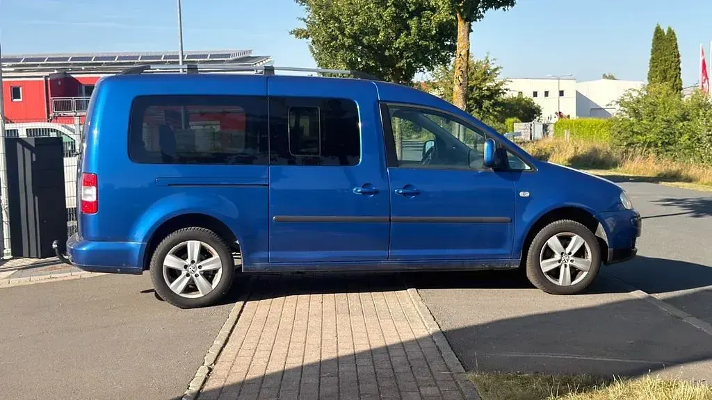 Gebraucht VW Caddy Maxi Life 105 PS (77 kW) 2009 Blau Van / Kleinbus