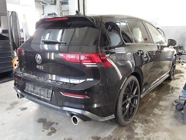 Gebraucht VW Golf VIII GTI 245 PS (180 kW) 2022 Deep black perleffekt Limousine