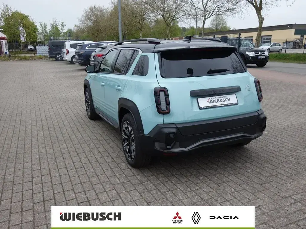 Neu Renault 4 E-Tech Iconic 110 kW (150 PS) 2026 Grün SUV