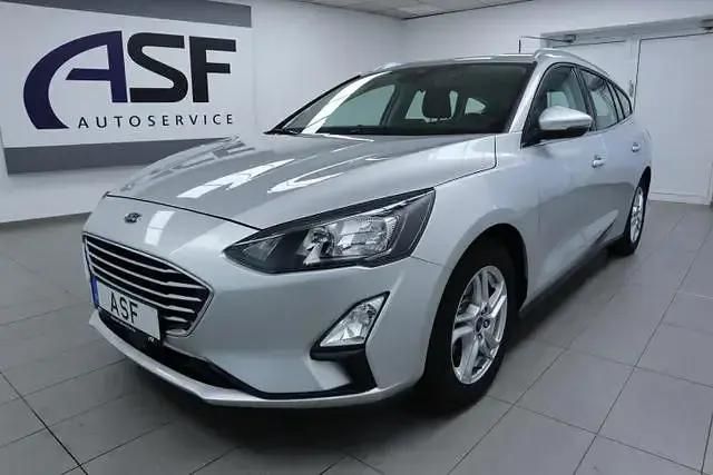 Gebraucht Ford Focus ST-Line 155 PS (114 kW) 2023 Magneticgrau (metallic) Limousine