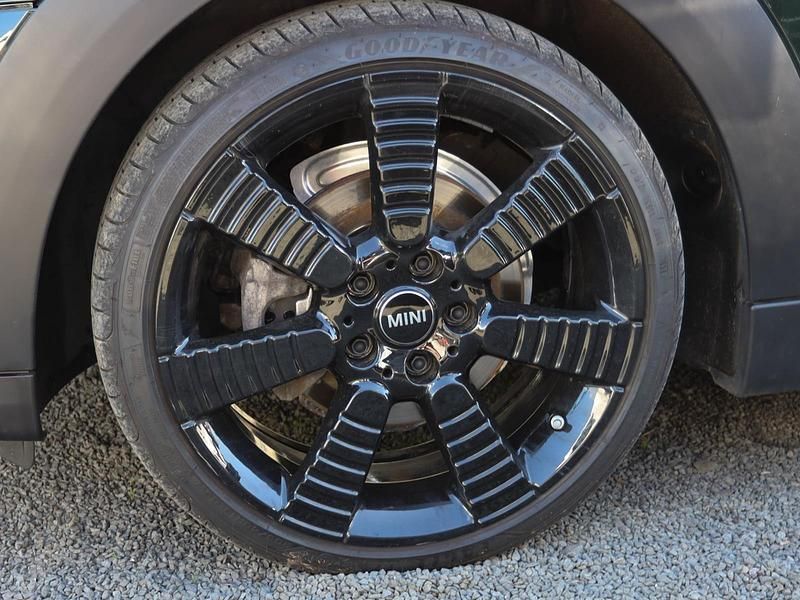 Używany Mini Cooper 136 KM (100 kW) 2023 Zielony Hatchback