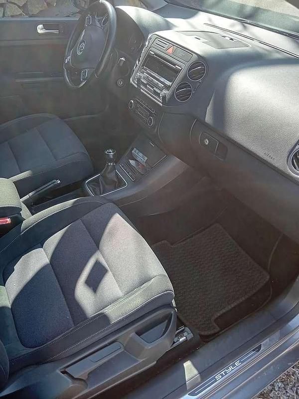 Gebraucht VW Golf VI Style 122 PS (89 kW) 2011 Silber Kleinwagen