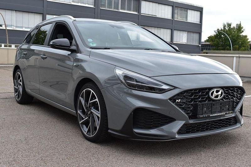 Grau Gebraucht 2021 Hyundai i30 N Line Kombi | 17.399 € (Guter Preis) - Bild 1/4
