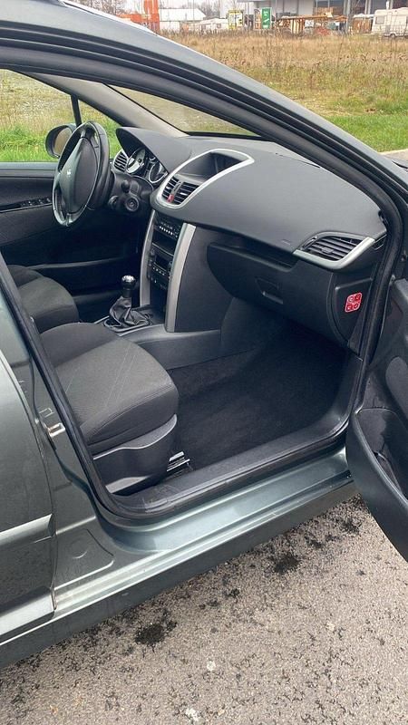 Gebraucht Peugeot 207 120 PS (88 kW) 2009 Kombi