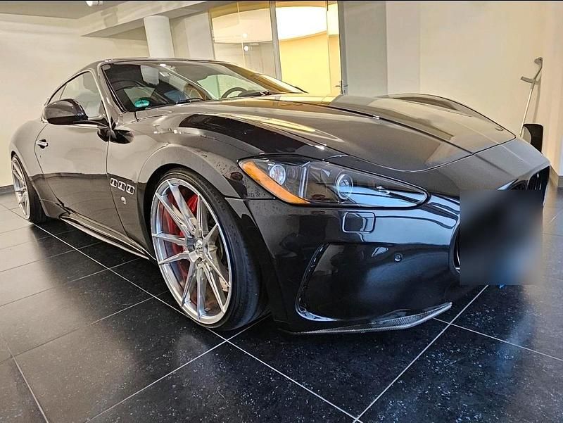Schwarz Gebraucht 2011 Maserati Granturismo Coupé | 54.500 € - Bild 1/4