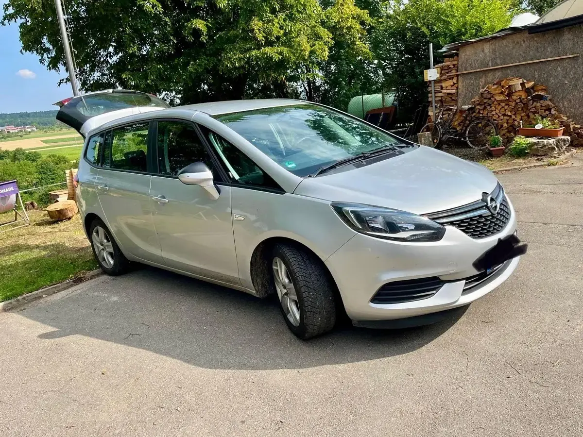 Gebraucht Opel Zafira Tourer 170 PS (125 kW) 2017 Silber Van / Kleinbus